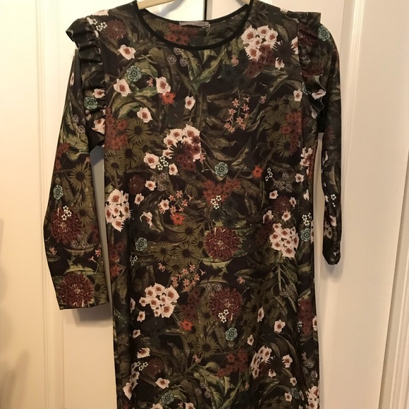 Zara Mini Dress - Picture 2 of 7